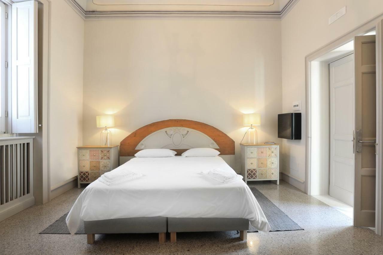 Palazzo Circolone Hotel Poggiardo Ngoại thất bức ảnh
